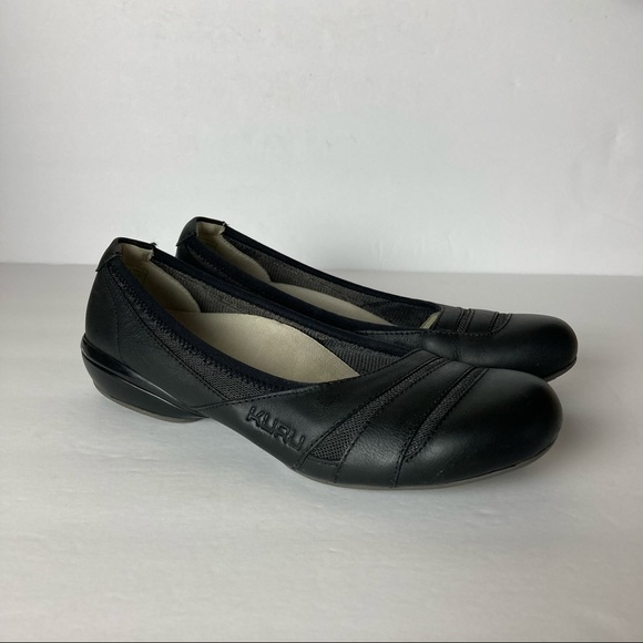 kuru ballet flats